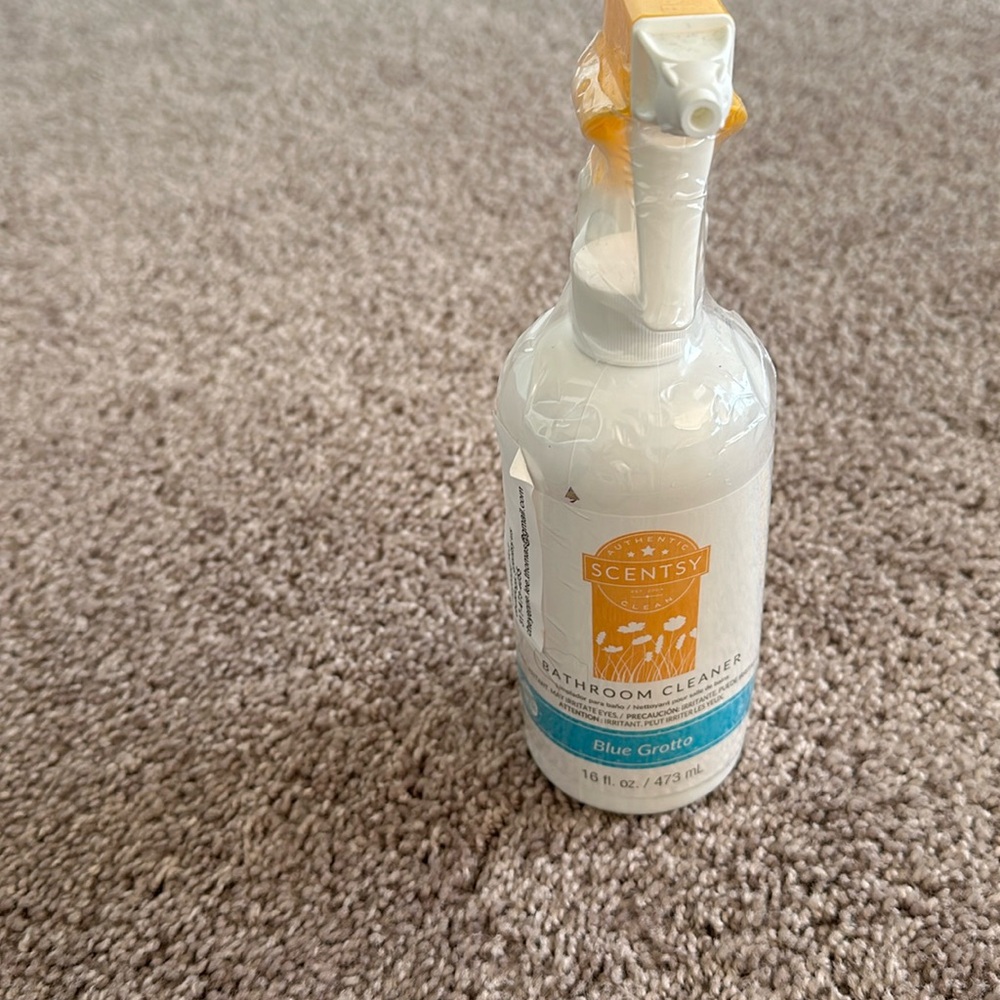 Scentsy blue grotto bathroom cleaner